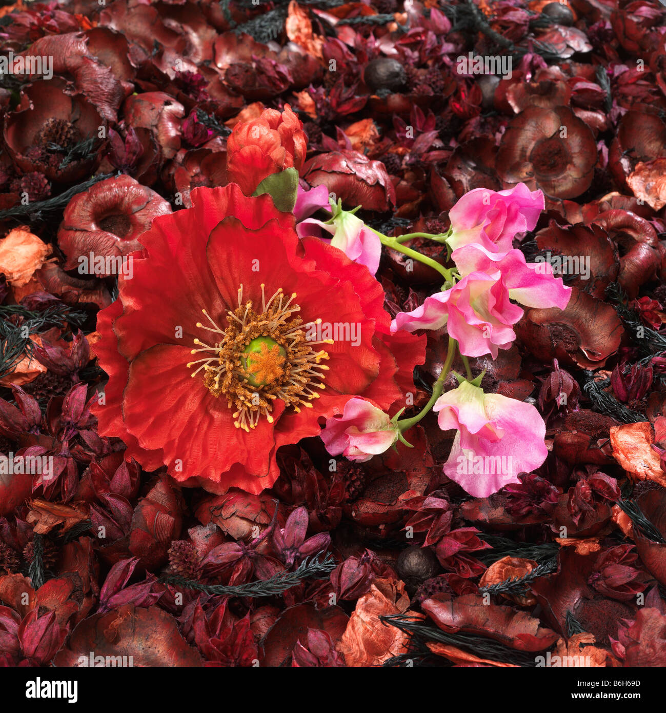 Pot Pourri and artificial flowers Stock Photo Alamy