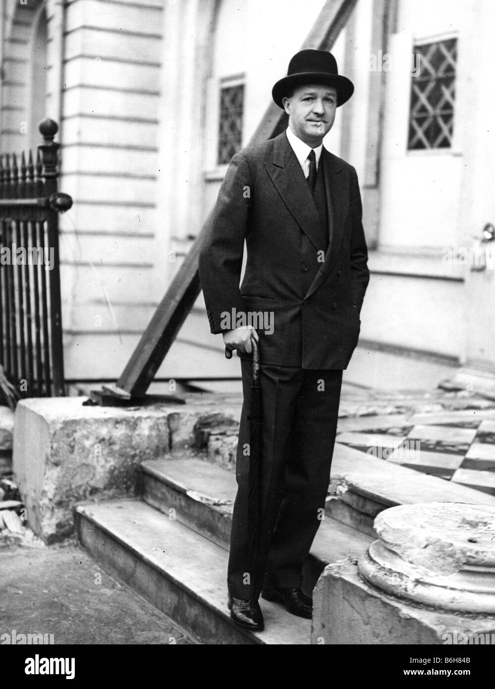 R A BUTLER Conservative politician outside his home at No 5 Belgrave Square,London, in 1940 Stock Photo