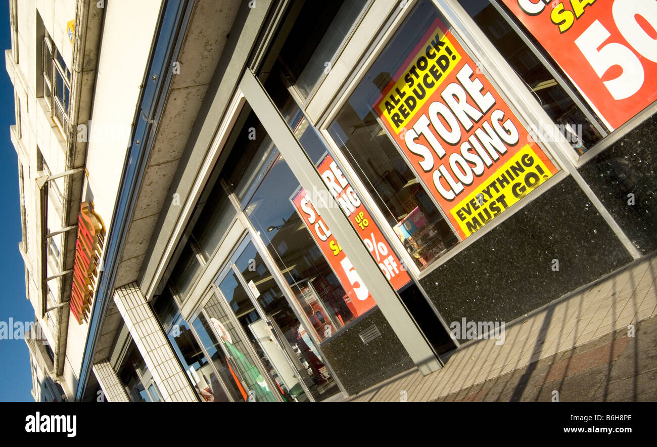 Woolworths closing down sale closed london hires stock photography and