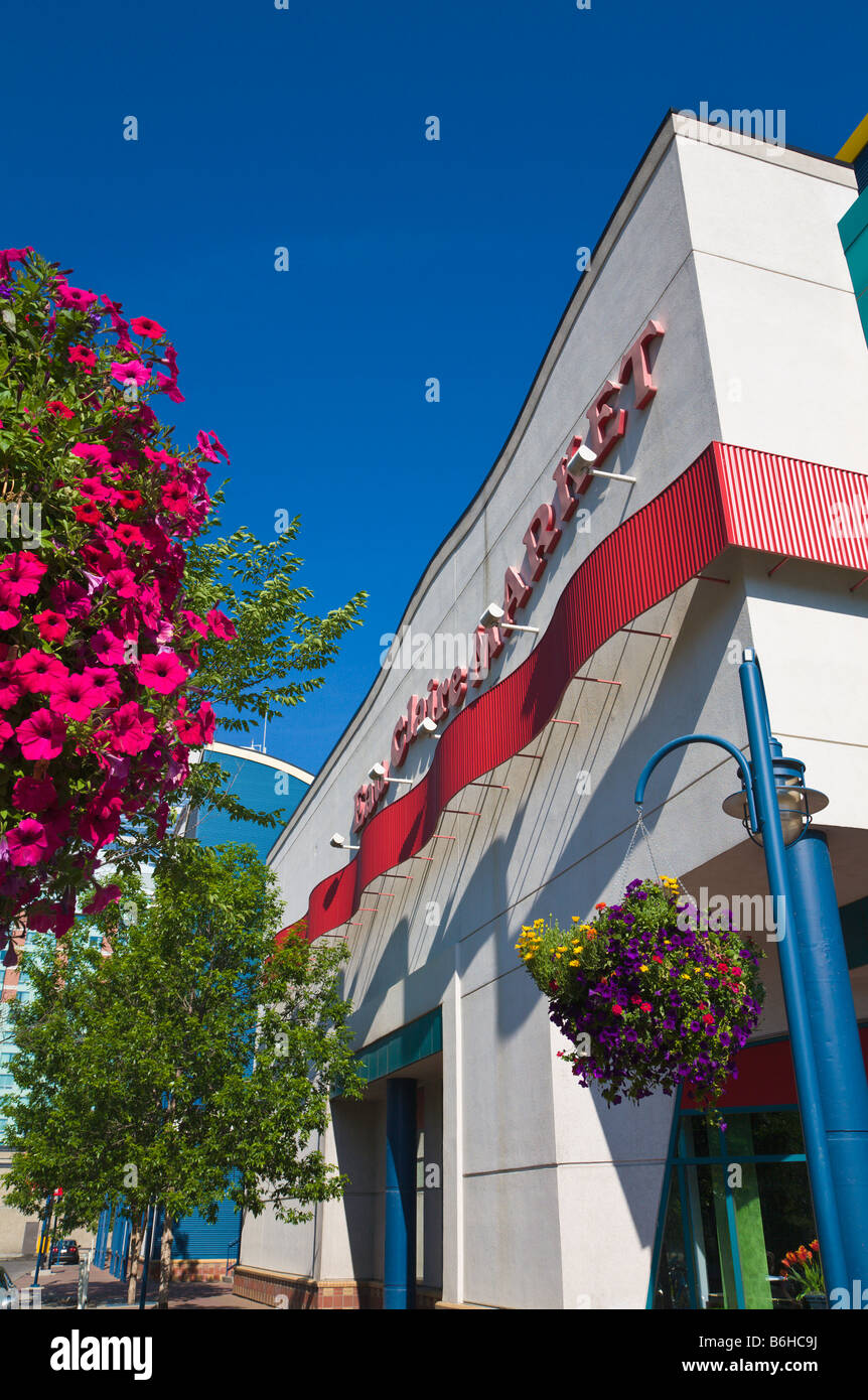 Eau Claire Market Calgary Canada Stock Photo Alamy
