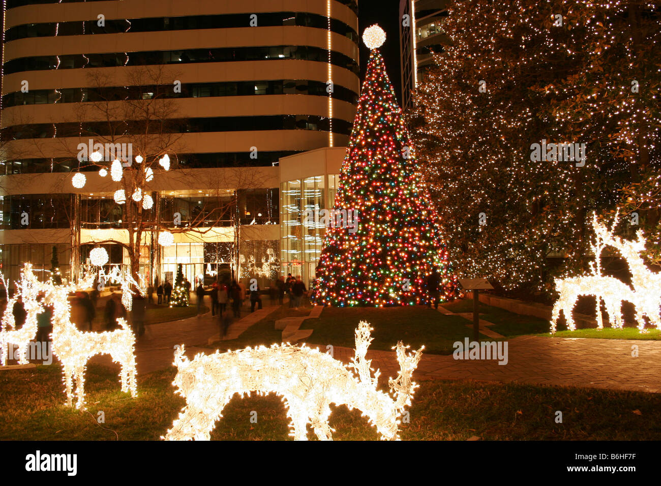 Christmas lights in downtown Richmond, Virginia Stock Photo - Alamy