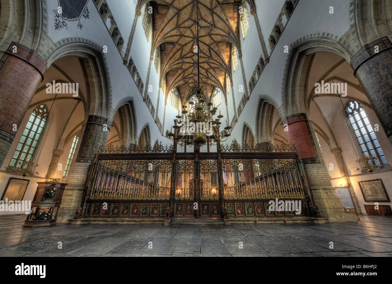 Interior Bavo Church Haarlem – Stock Editorial Photo ©