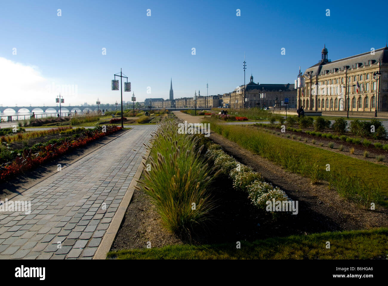 Europe France Bordeaux riverside water mirror Gironde aquitaine Bordeaux city tourism attraction travel urban commerce water Stock Photo