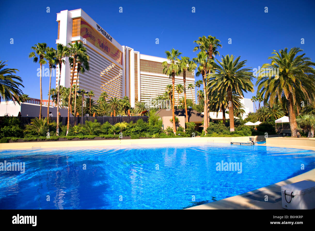 Pools in Las Vegas - The Mirage Pool - The Mirage
