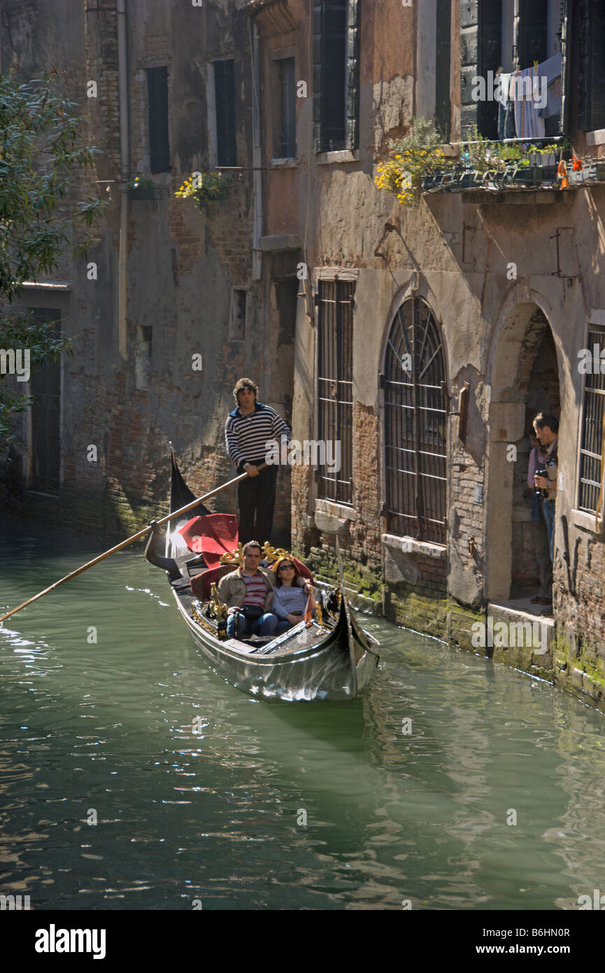 Narrow canal hi-res stock photography and images - Alamy