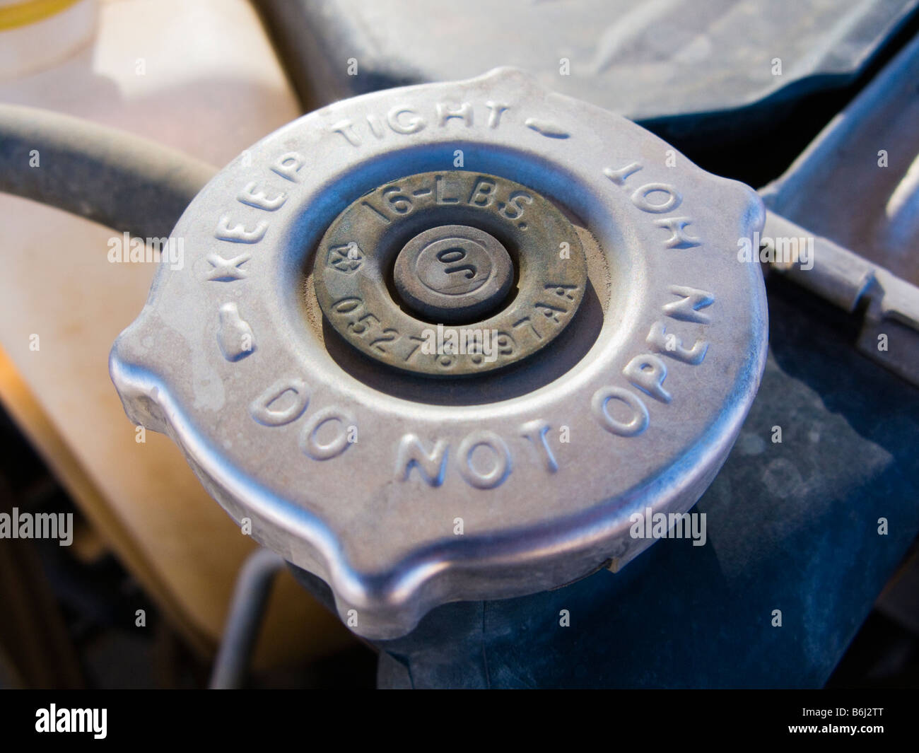 Car radiator cap hires stock photography and images Alamy