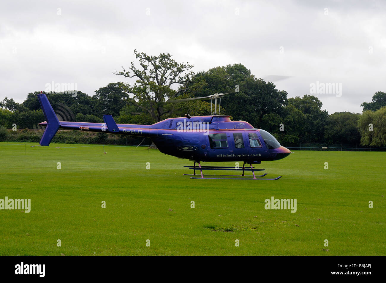 Bell helicopter hi-res stock photography and images - Alamy