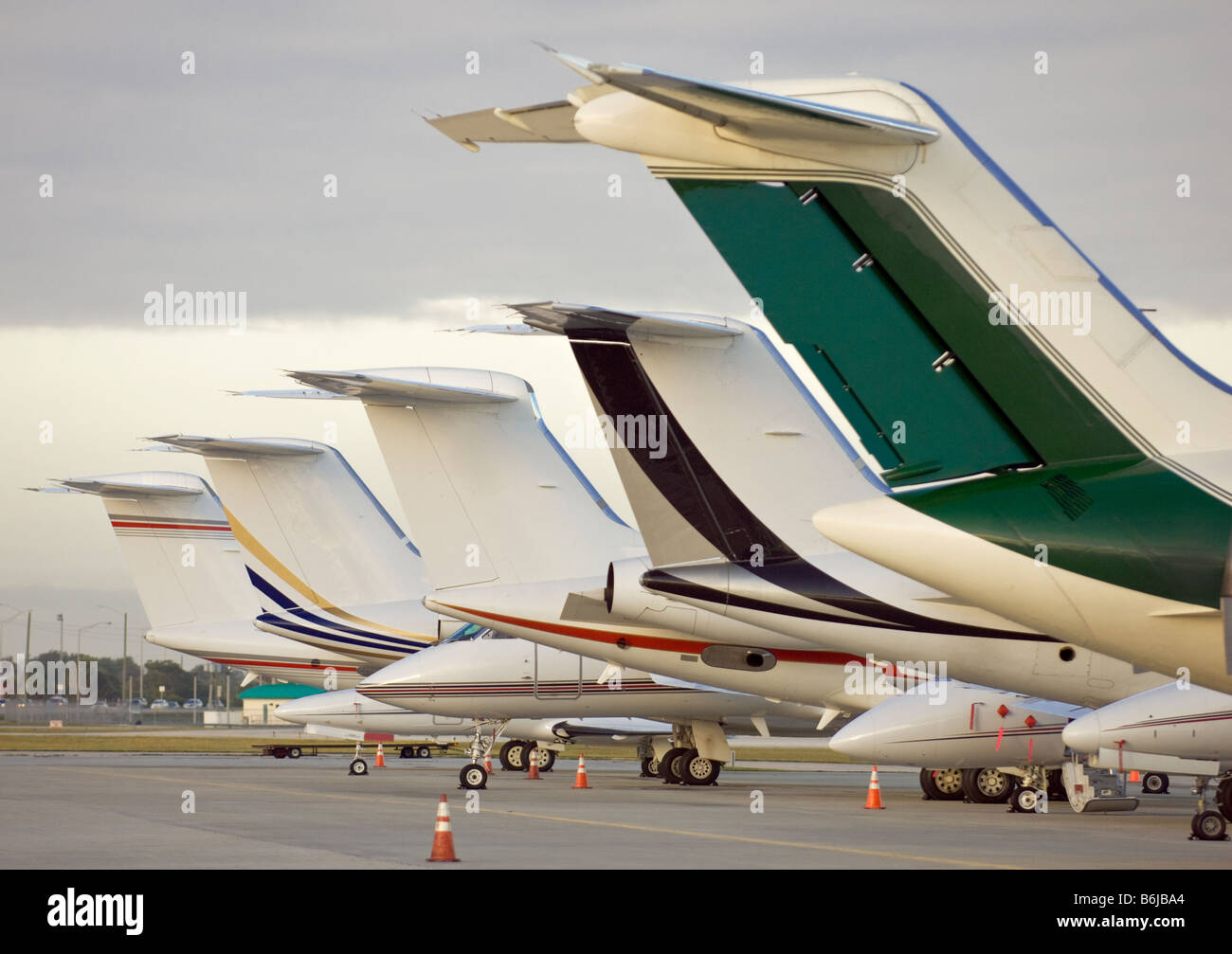 jet aircraft on tarmac at airport Stock Photo - Alamy