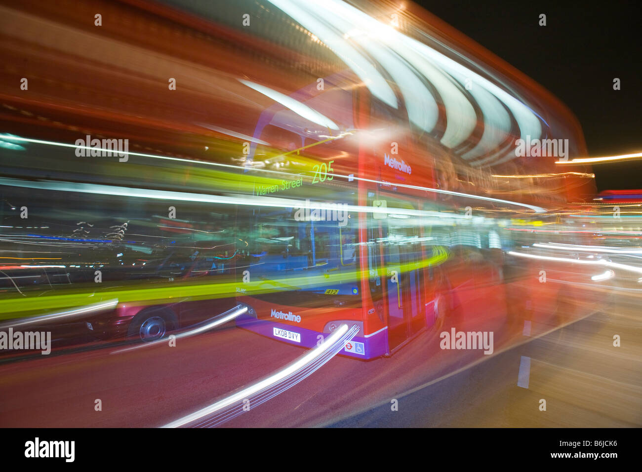 Bus london night hi-res stock photography and images - Alamy