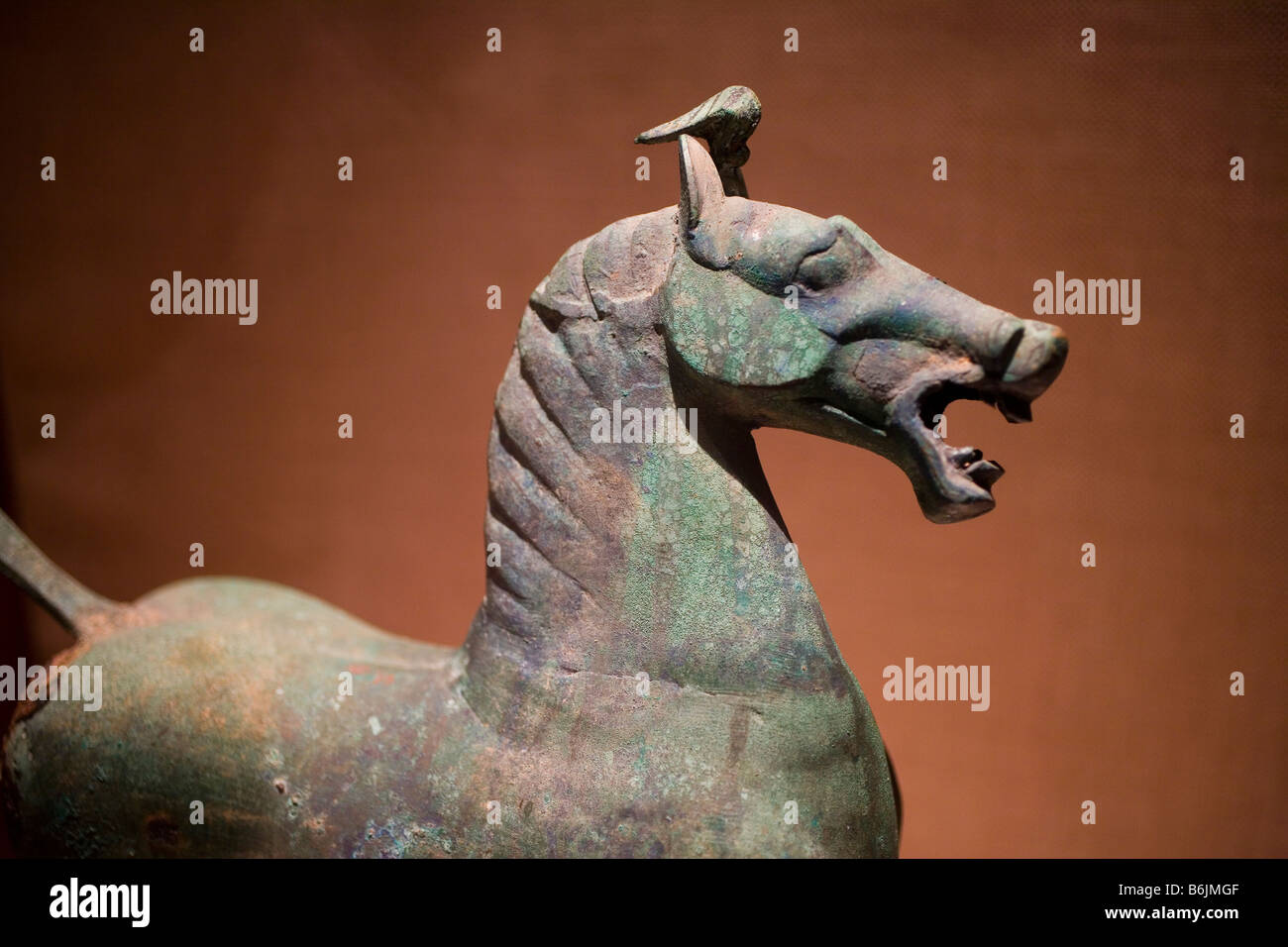 Bronze chinese horse hi-res stock photography and images - Alamy