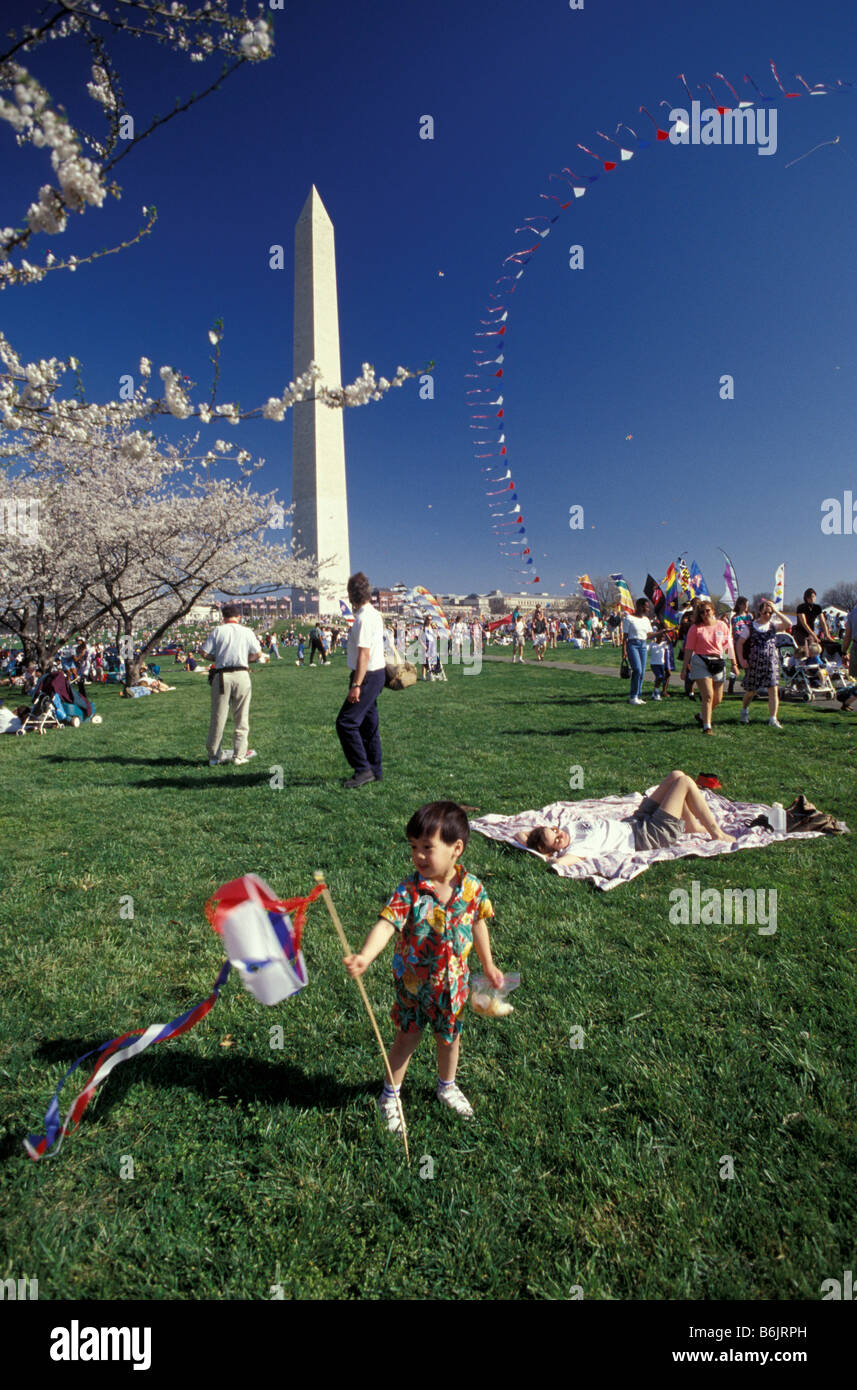 Blossom kite festival washington dc hires stock photography and images