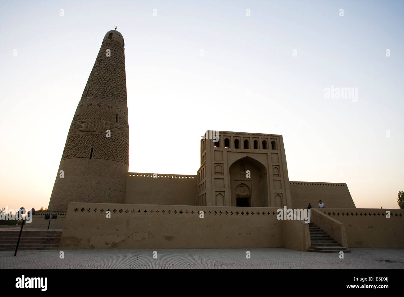 Tower gong hires stock photography and images Alamy