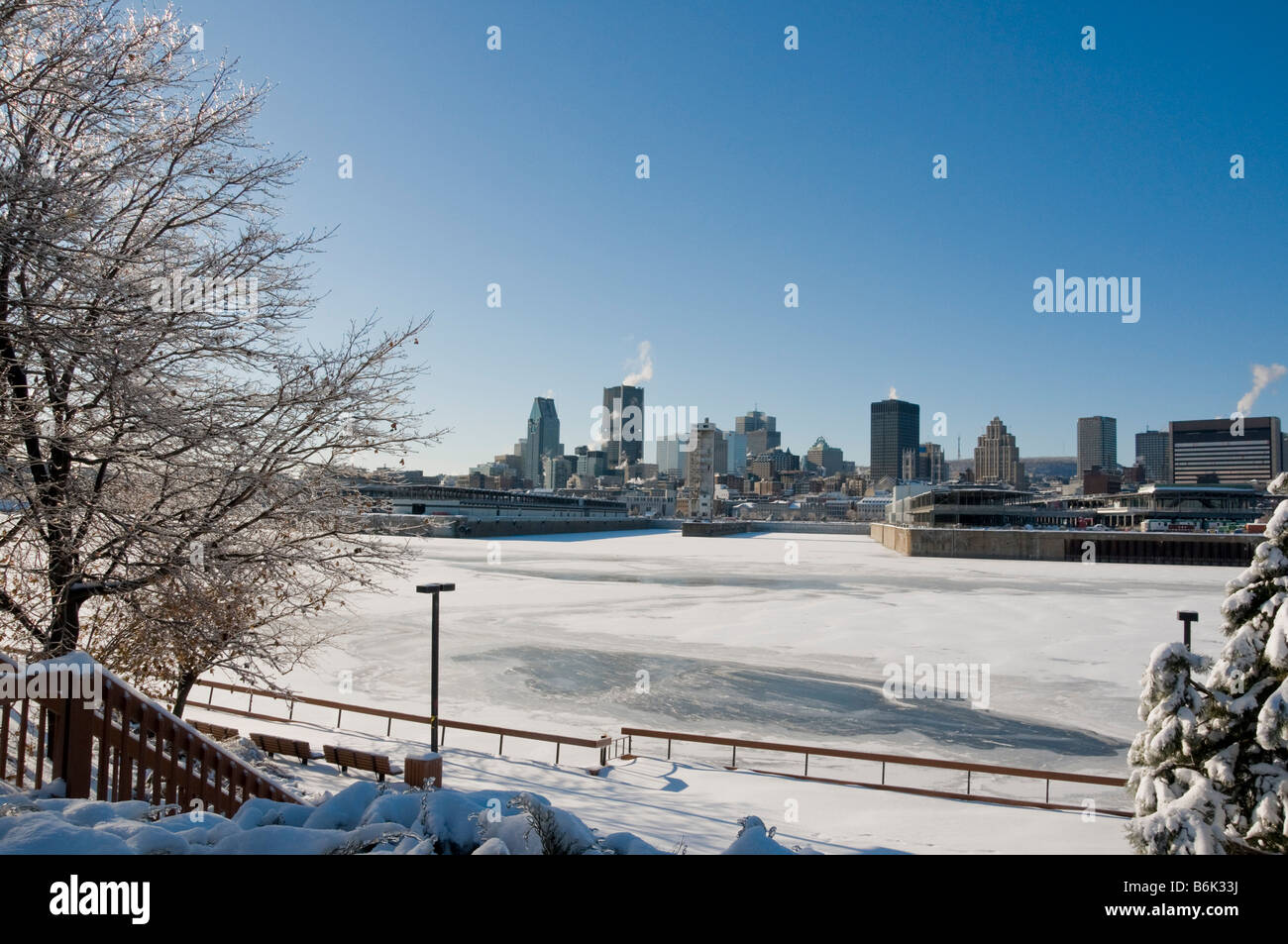 View Of Montreal In The Winter With The St Lawrence River In The Foreground Stock Photo Alamy