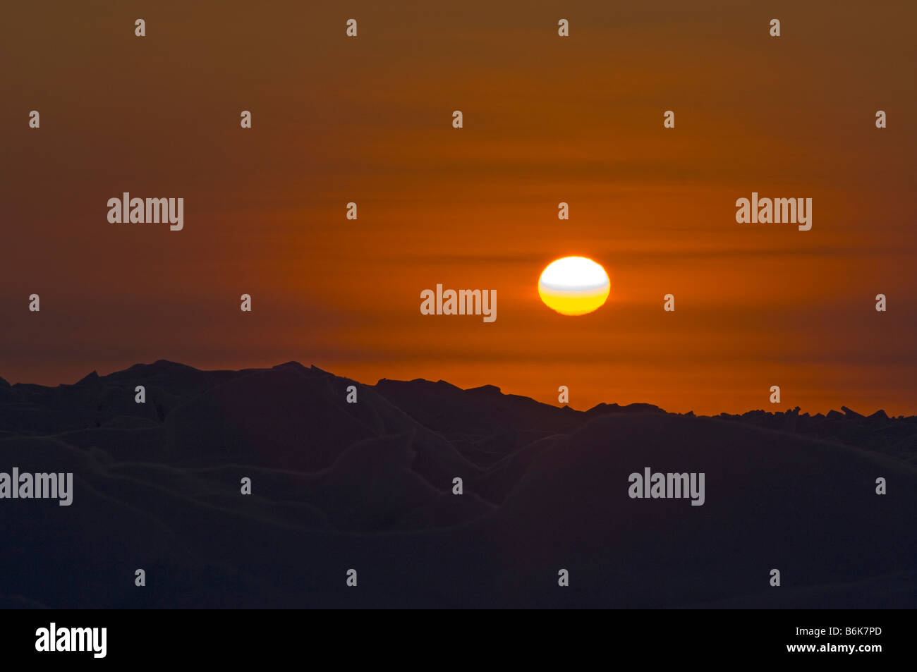 Barrow alaska sun hi-res stock photography and images - Alamy
