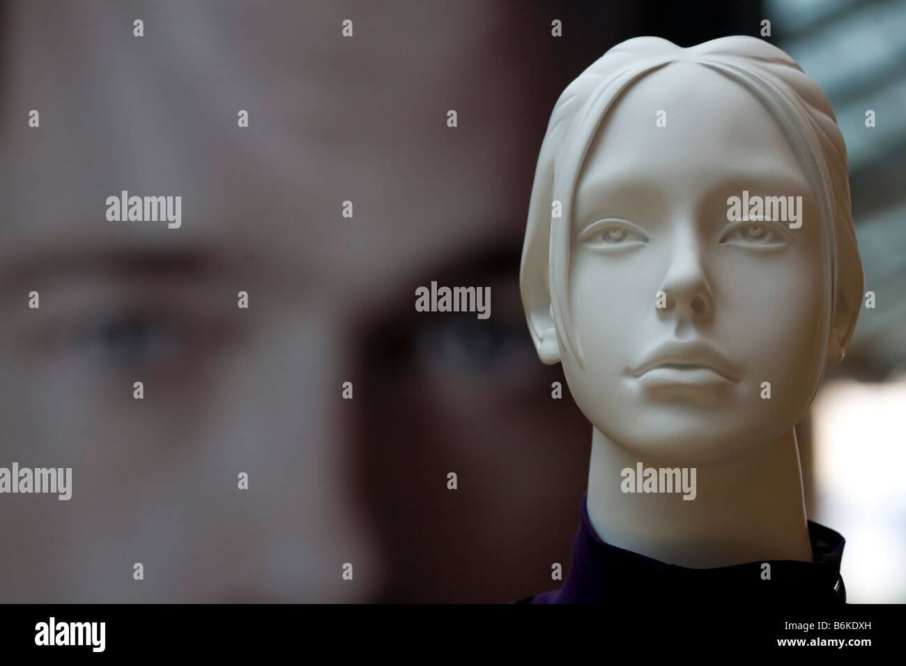 Fashion Mannequin Stock Photo Alamy