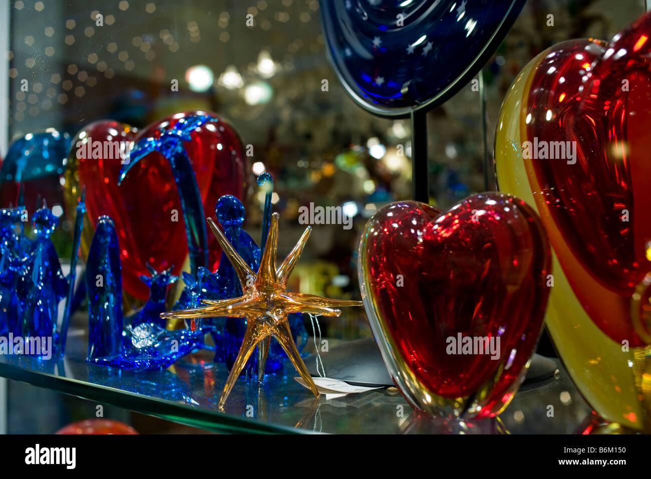 Venice, Italy. glass for sale in shop window Stock Photo Alamy