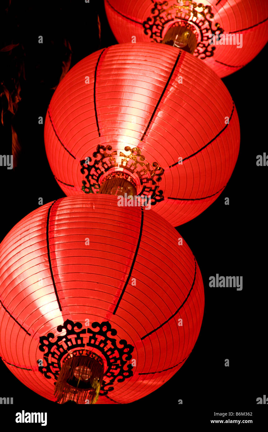 Paper Chinese lanterns hanging in downtown Singapore Stock Photo Alamy