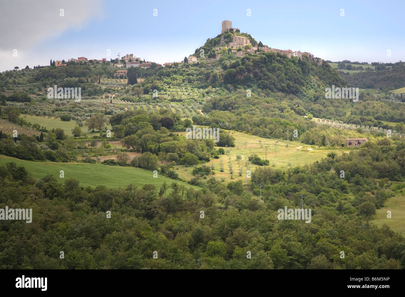 Castiglione d Orcia from Bagno Vignoni Tuscany Stock Photo - Alamy