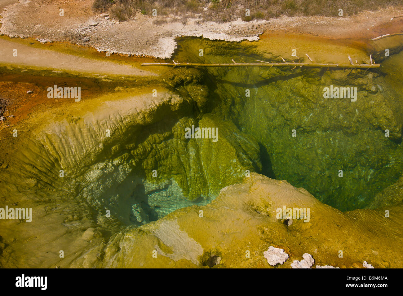 YELLOWSTONE NATIONAL PARK WYOMING USA - Seismograph Pool at West Thumb Geyser Basin Stock Photo