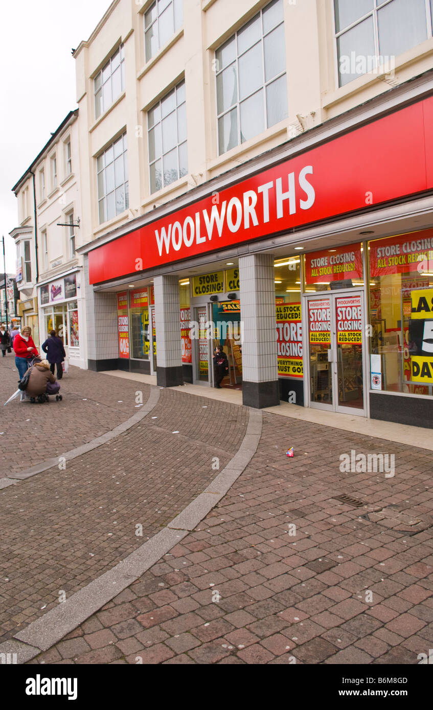 This Woolworths store opened in 1923 Aberdare South Wales UK as with others in the group it is in the process of closing Stock Photo