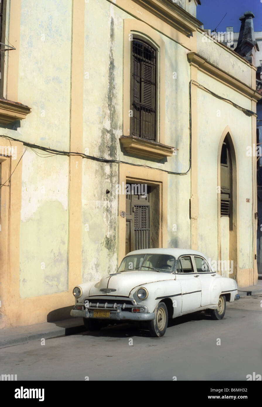 Classic old car in Havana Stock Photo Alamy