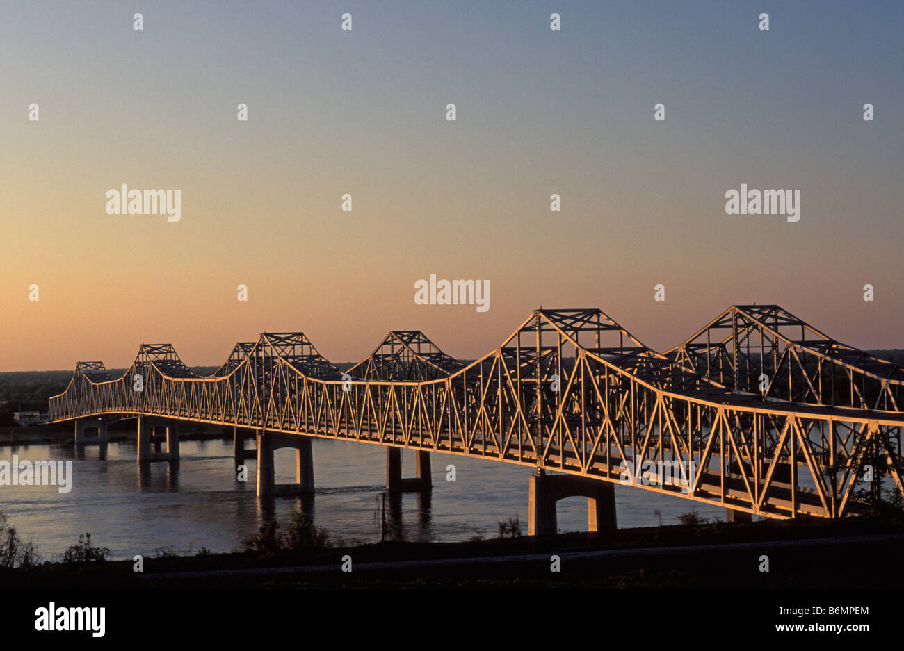 Mississippi bridge hi-res stock photography and images - Alamy