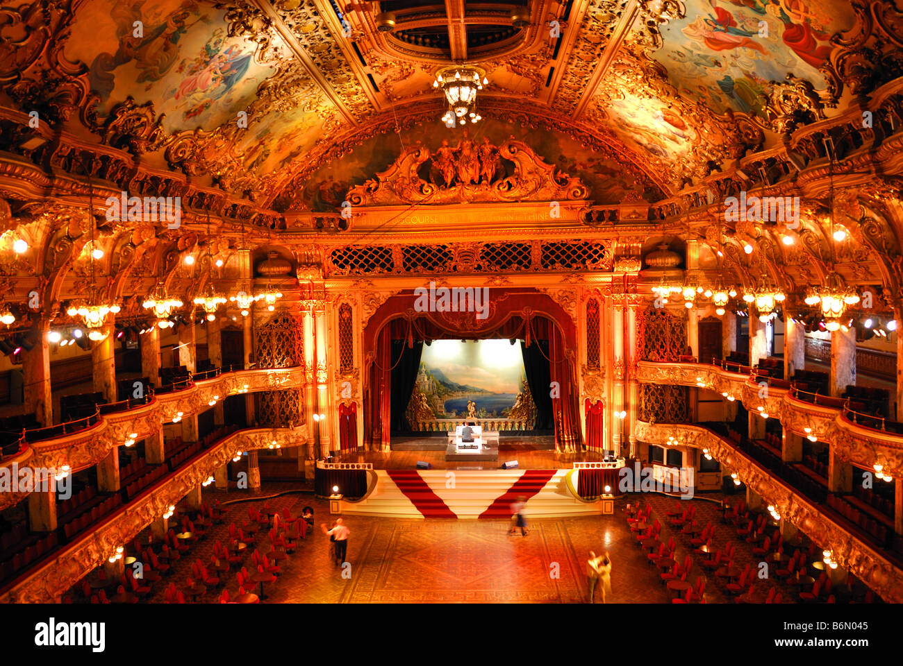 Blackpool ballroom hires stock photography and images Alamy