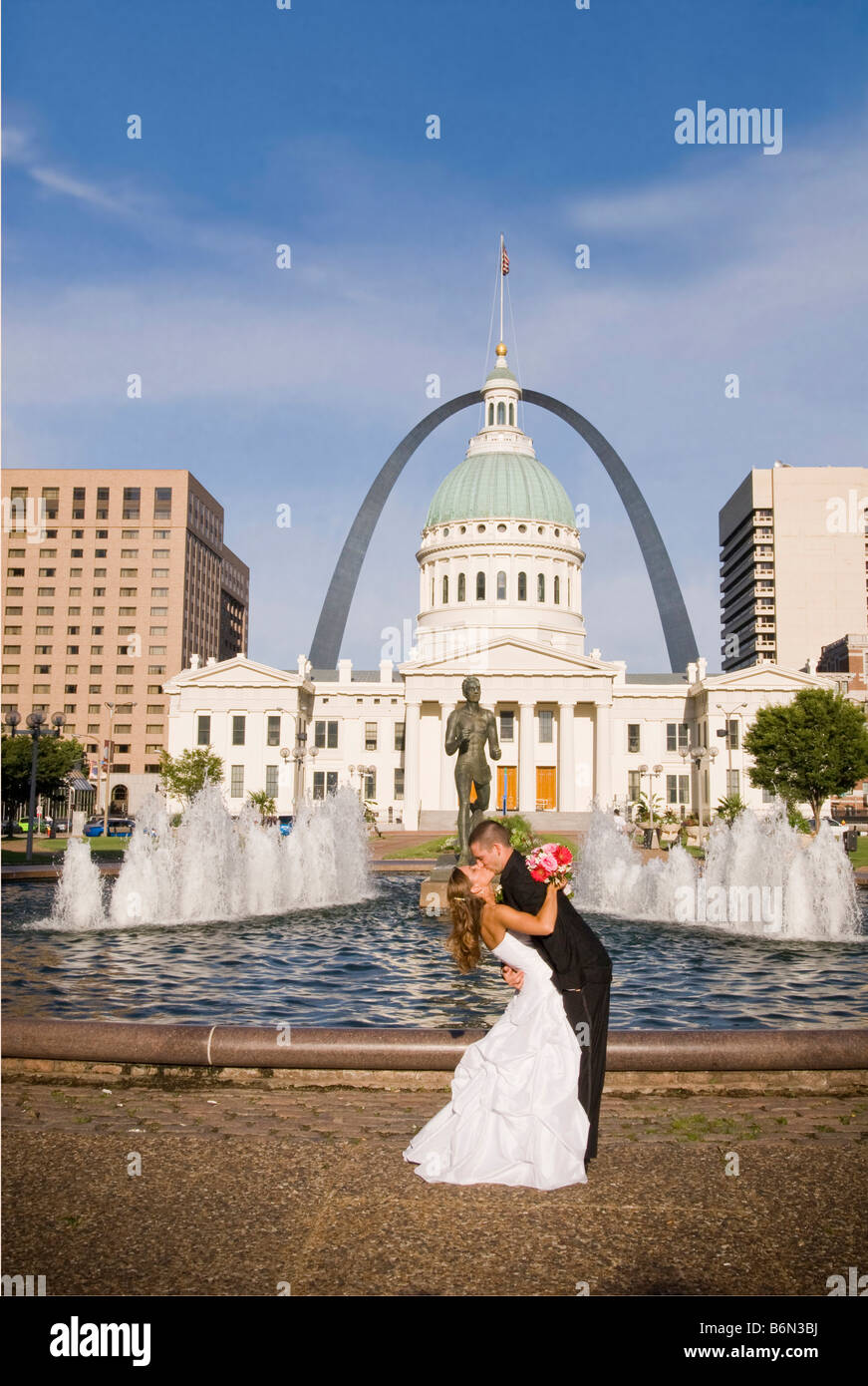 St louis arch hi-res stock photography and images - Alamy