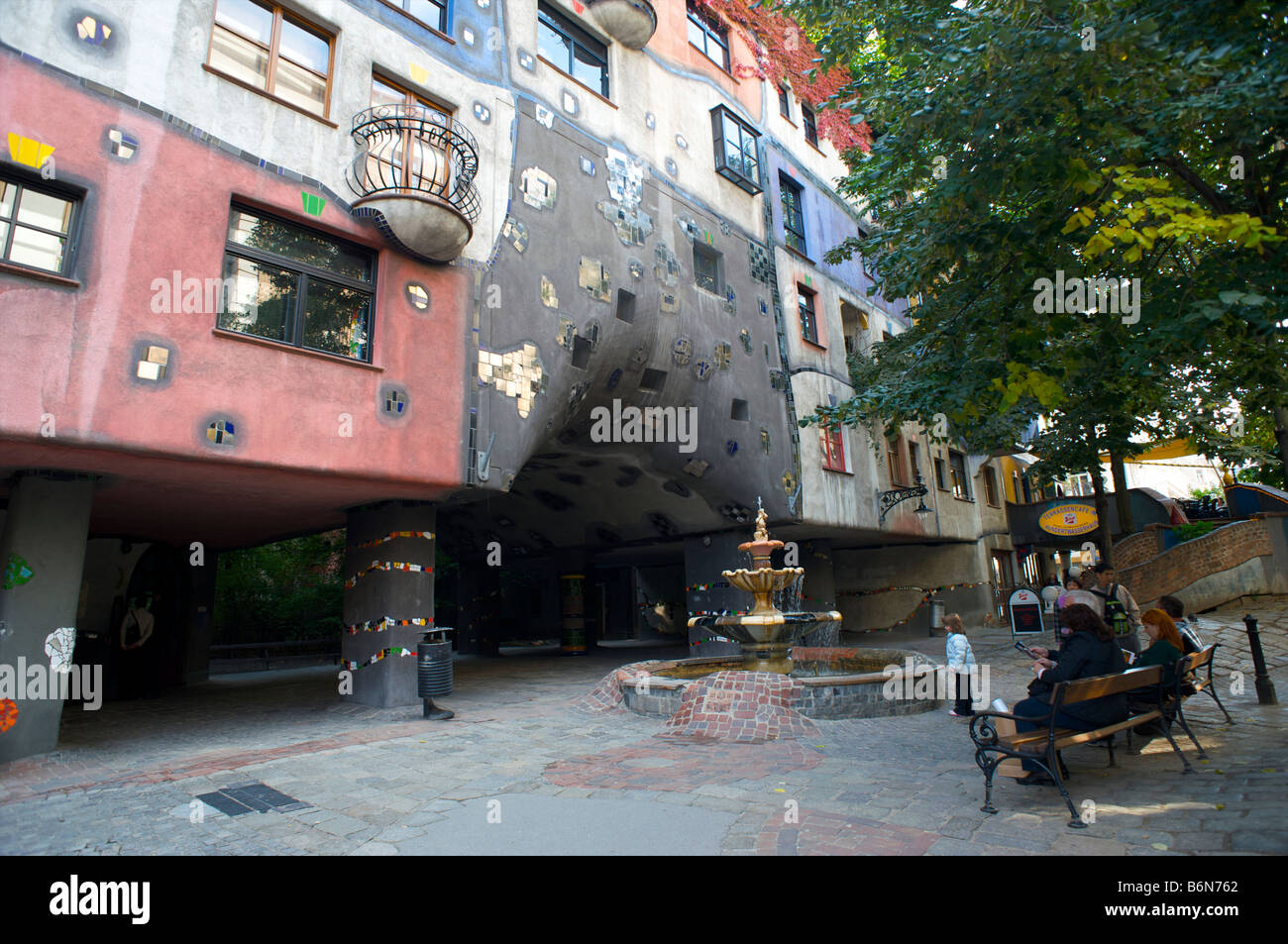 Hundertwasserhaus Vienna Austria Stock Photo