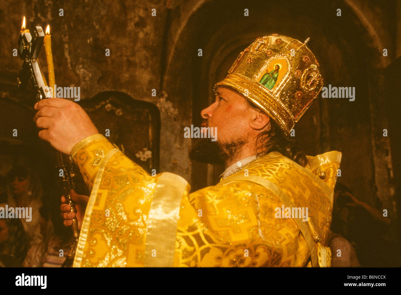 Russian orthodox priest hi-res stock photography and images - Alamy