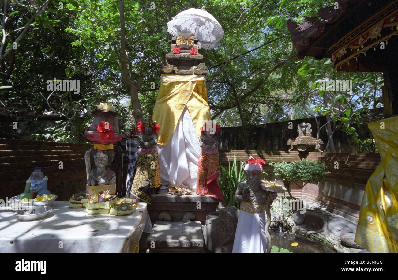 Hindu gods bali hi-res stock photography and images - Alamy