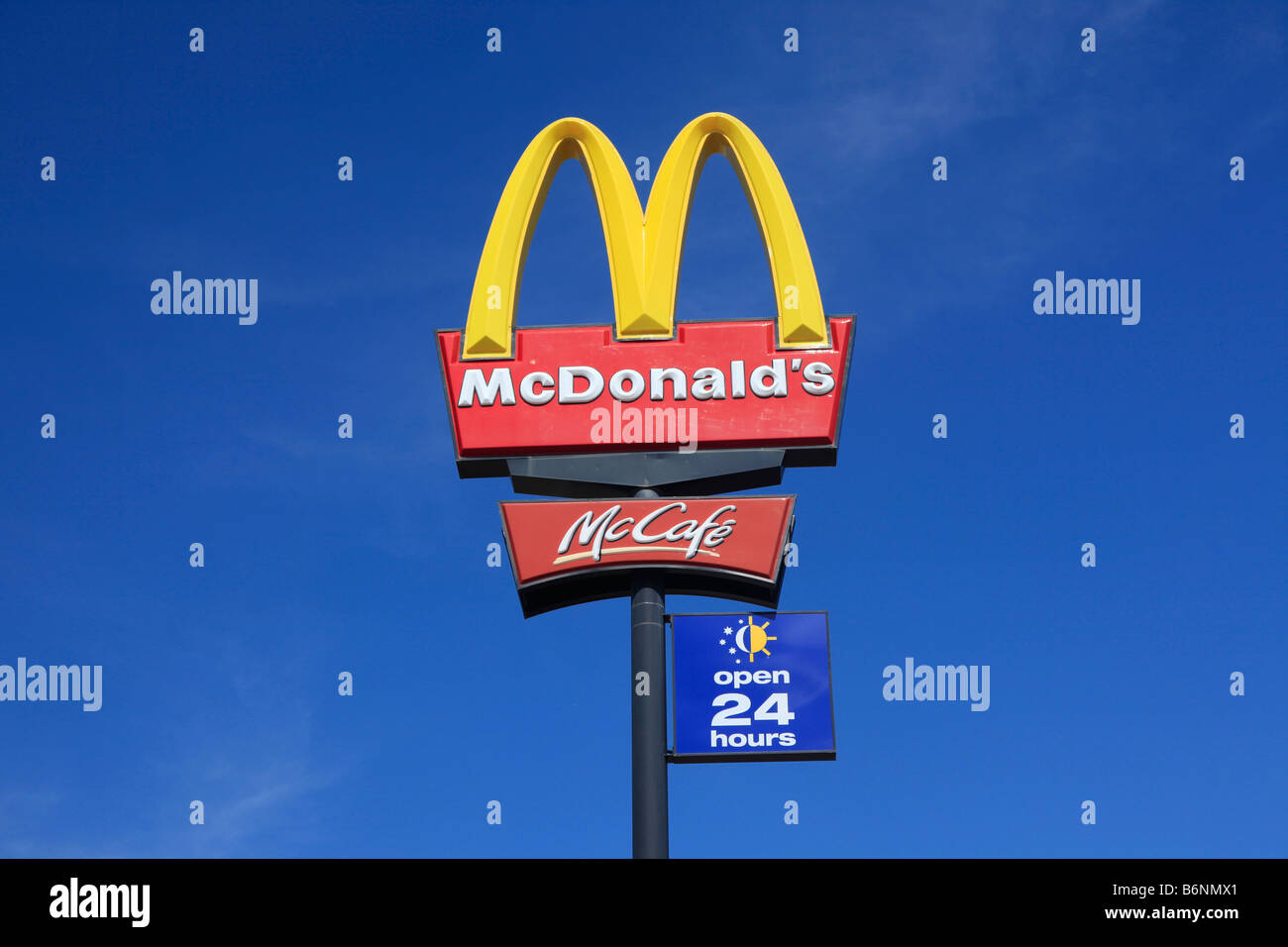 MacDonalds Golden Arch Road sign,Griffith,New South Wales, Australia ...