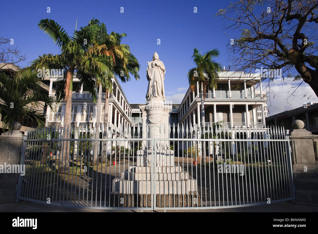 Queen Victoria Statue Government House Port Louis Mauritius Indian