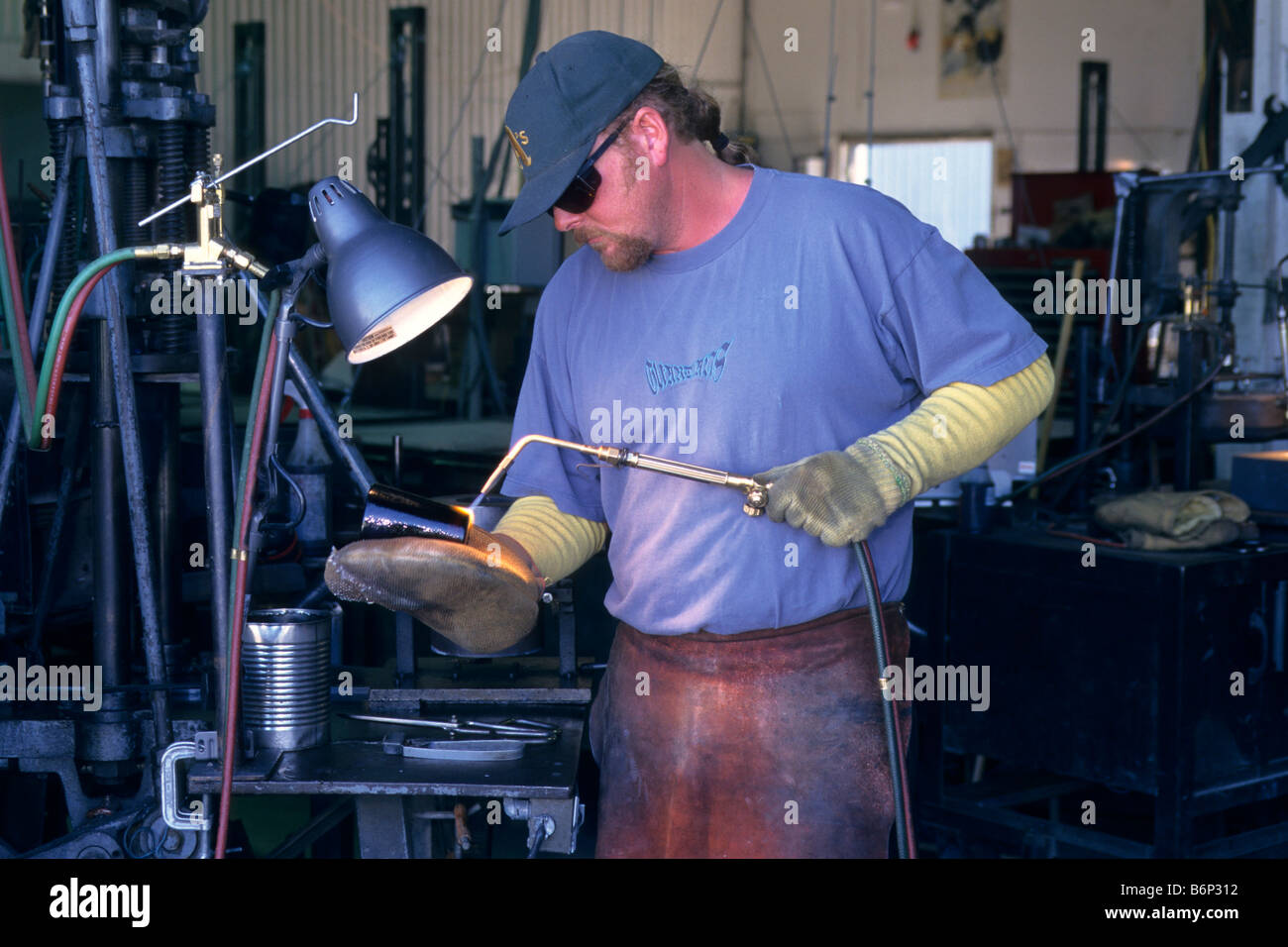 Glassworker at FIRE LIGHT Arcata Humboldt County CALIFORNIA Stock Photo