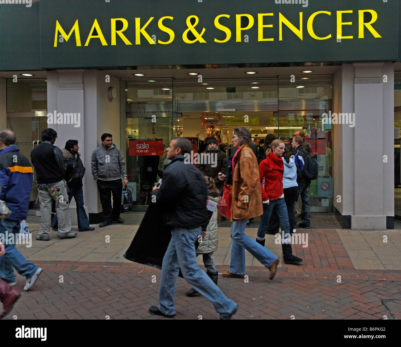 Marks and Spencer clearance sale 27 December 2008 Ipswich Suffolk