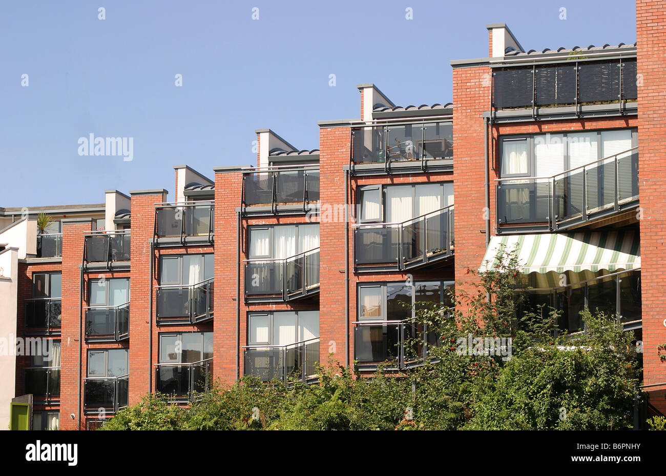New residential apartments in Bristol Stock Photo - Alamy