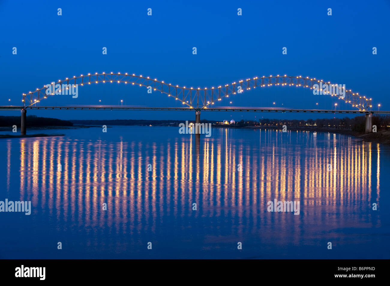 I-40 Interstate through Hernando de Soto bridge in Memphis, TN Stock Photo