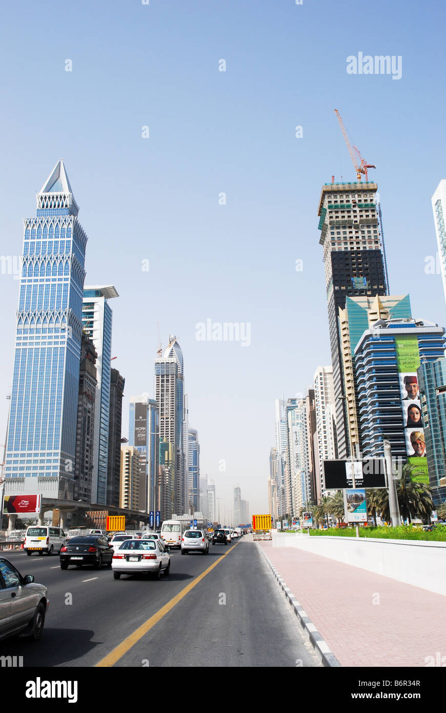 Sheikh Zayed Rd Sheikh zayed highway road hi-res stock photography and images - Alamy