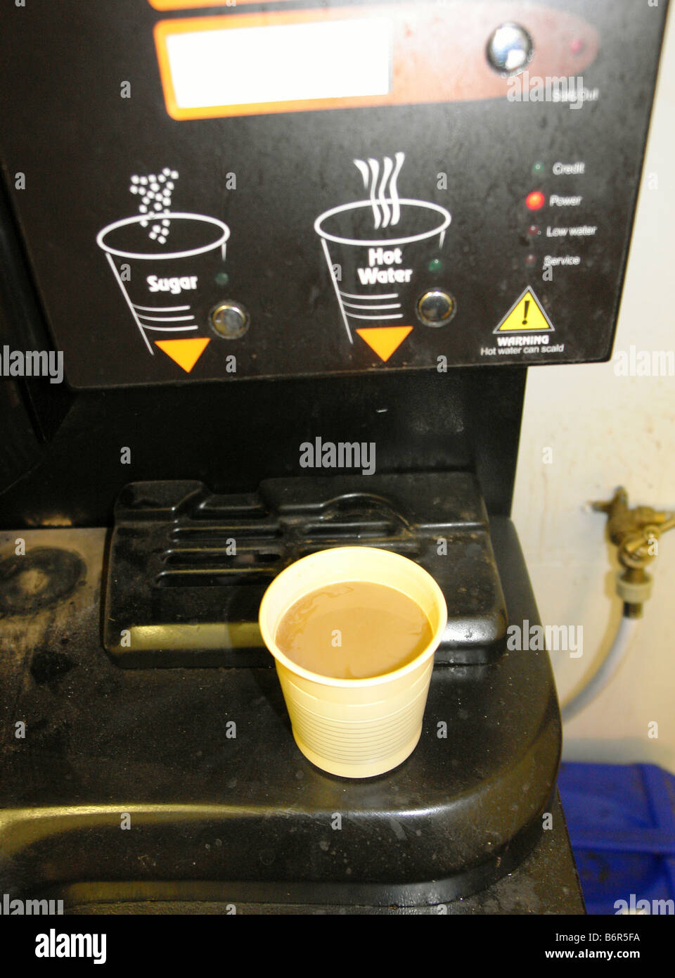 Hot and cold drinks machine hires stock photography and images Alamy