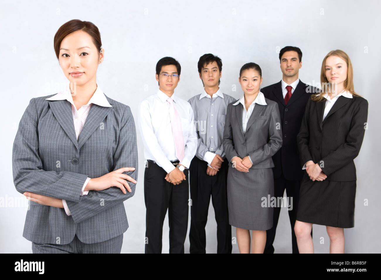 Large group of people standing together hi-res stock photography and ...