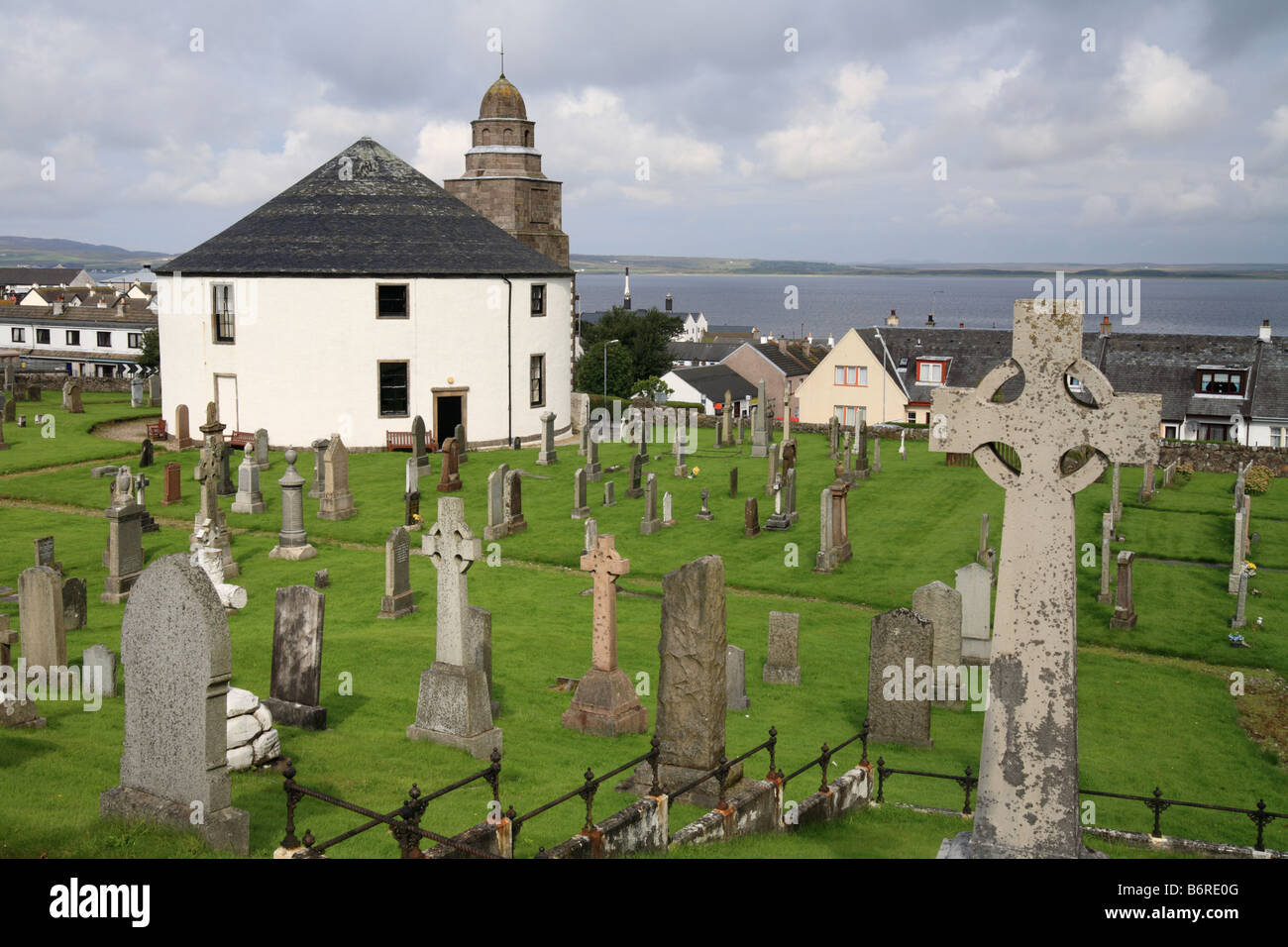 'The Round Church Islay' Bowmore, grave yard and head stones. Parish of Kilarrow, Scotland Stock Photo