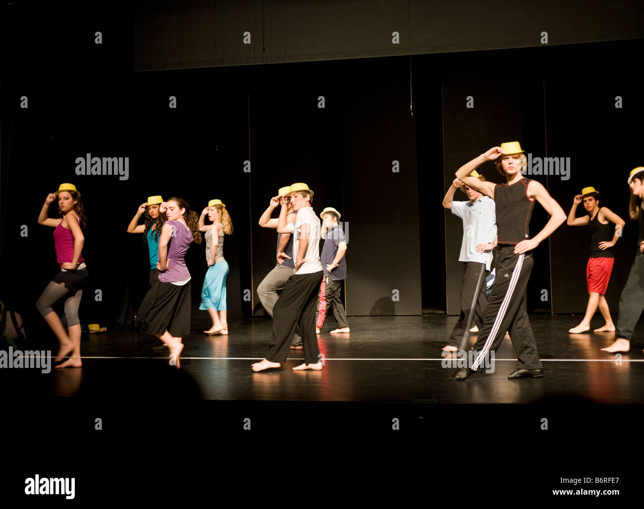 Chorus line hires stock photography and images Alamy