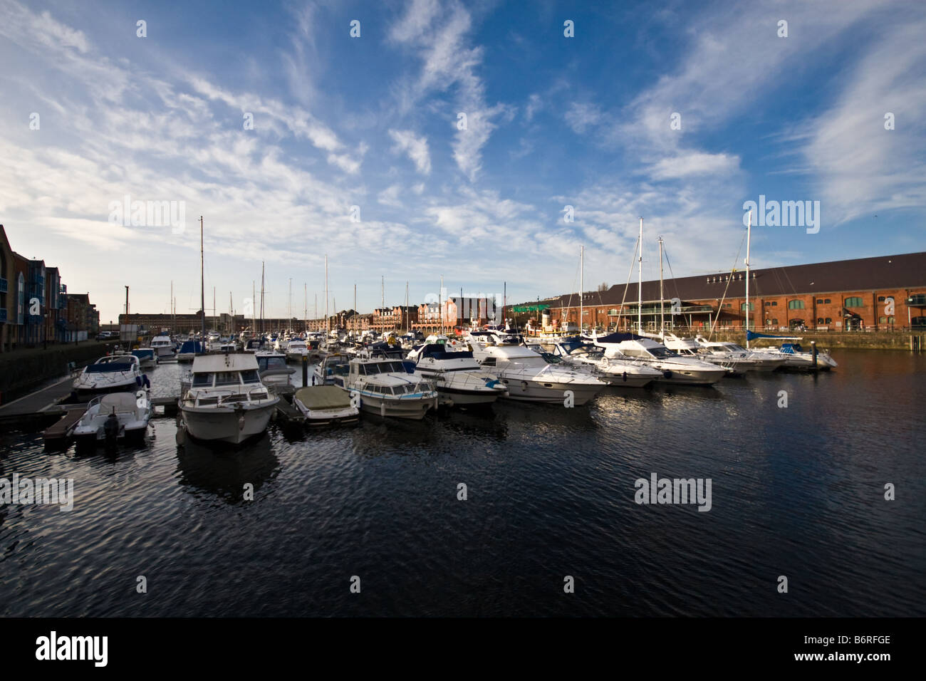 Yacht marina swansea hires stock photography and images Alamy