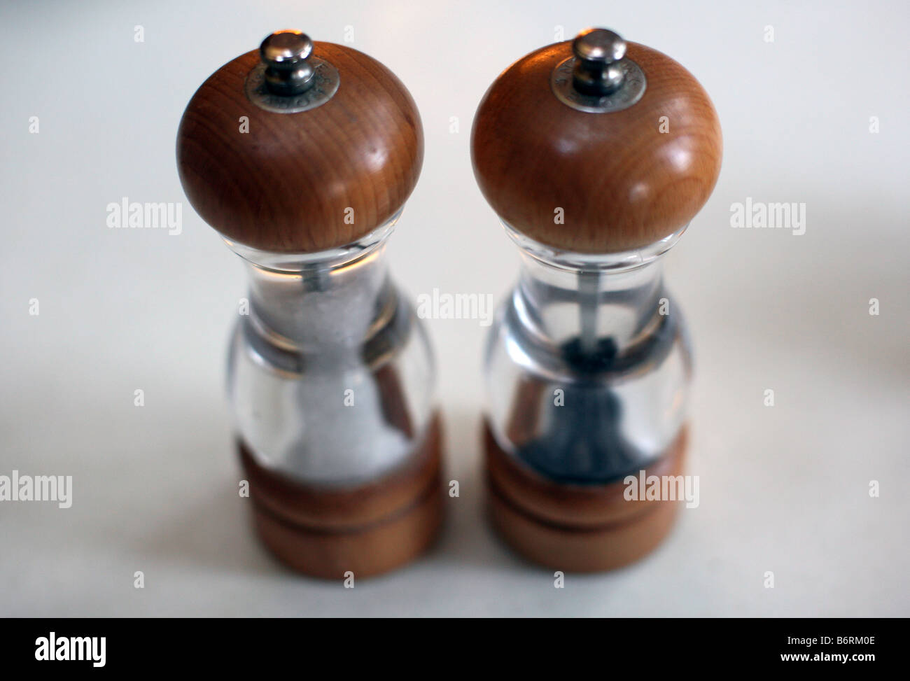 Salt and pepper pots hires stock photography and images Alamy