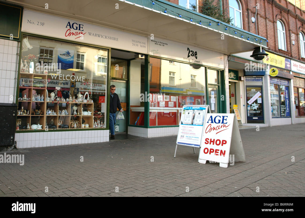 Abbey road shop entrance hires stock photography and images Alamy