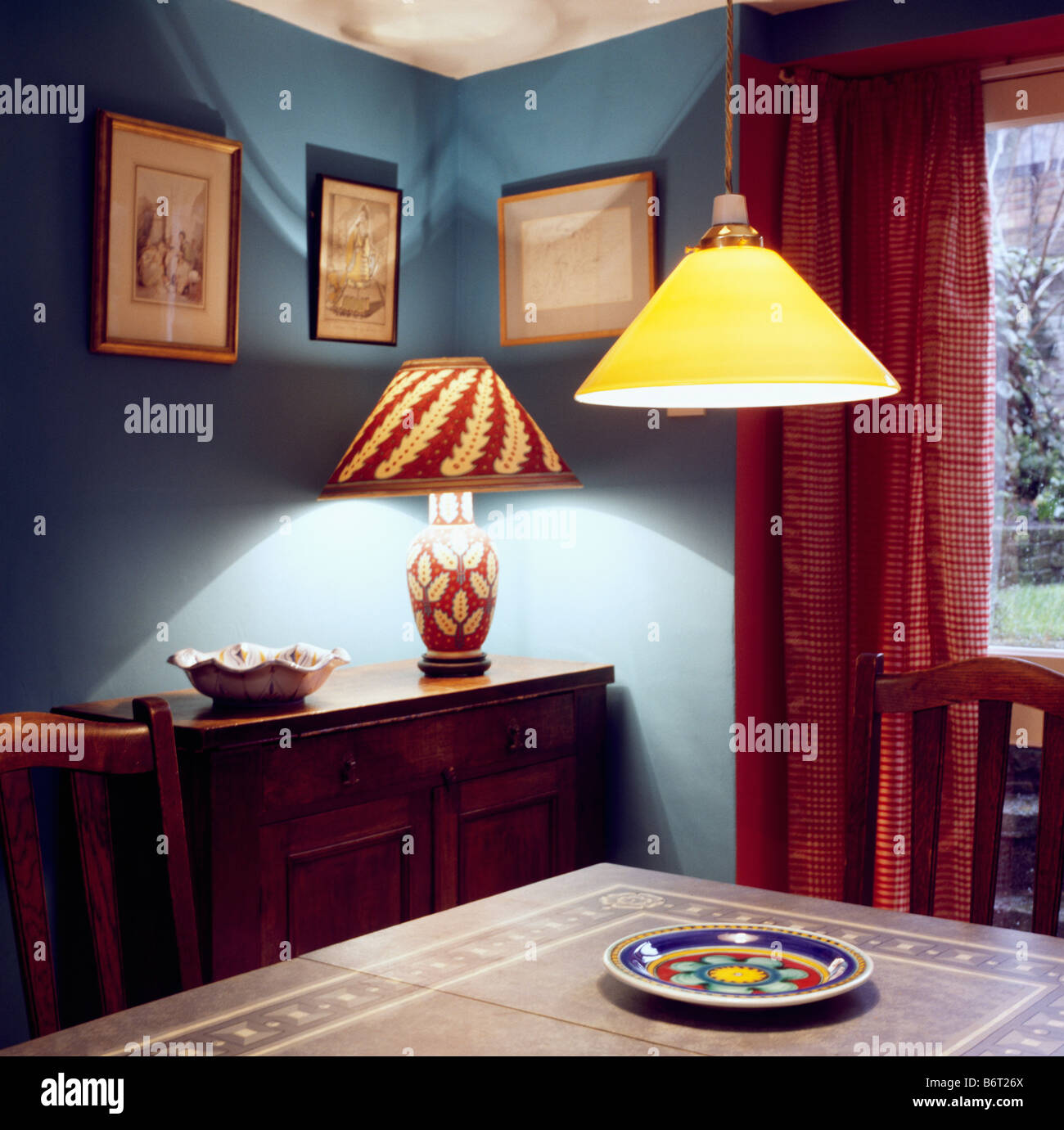 Lamp On Sideboard High Resolution Stock Photography And Images Alamy