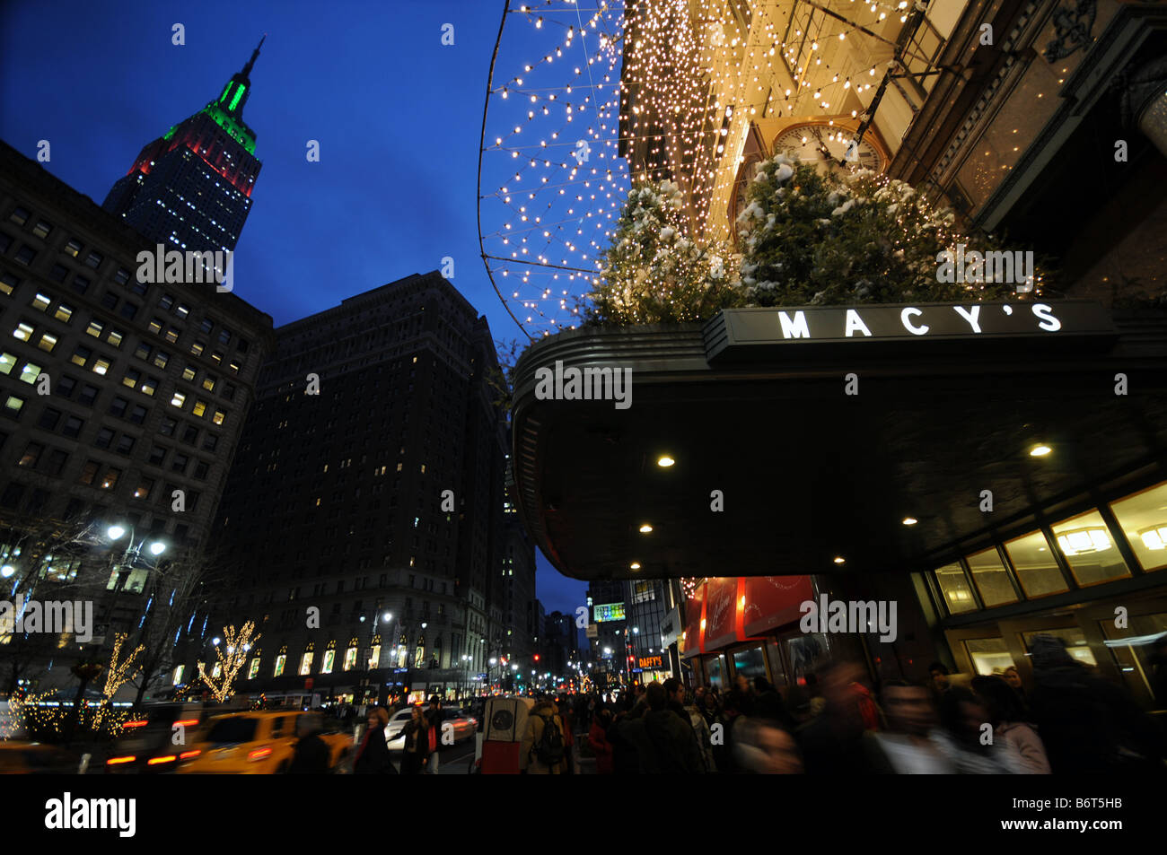 New york city macy's christmas hi-res stock photography and images - Alamy