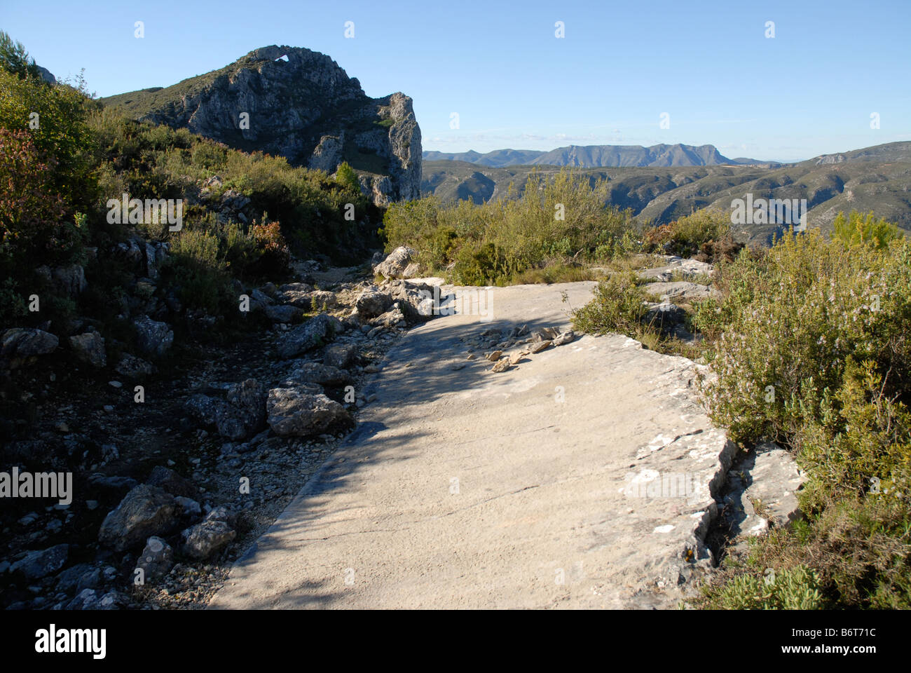 Mozarabic trail  to Forada Rock Arch & Vall de Gallinera, Sierra de la Forada, Alicante Province, Comunidad Valenciana, Spain Stock Photo