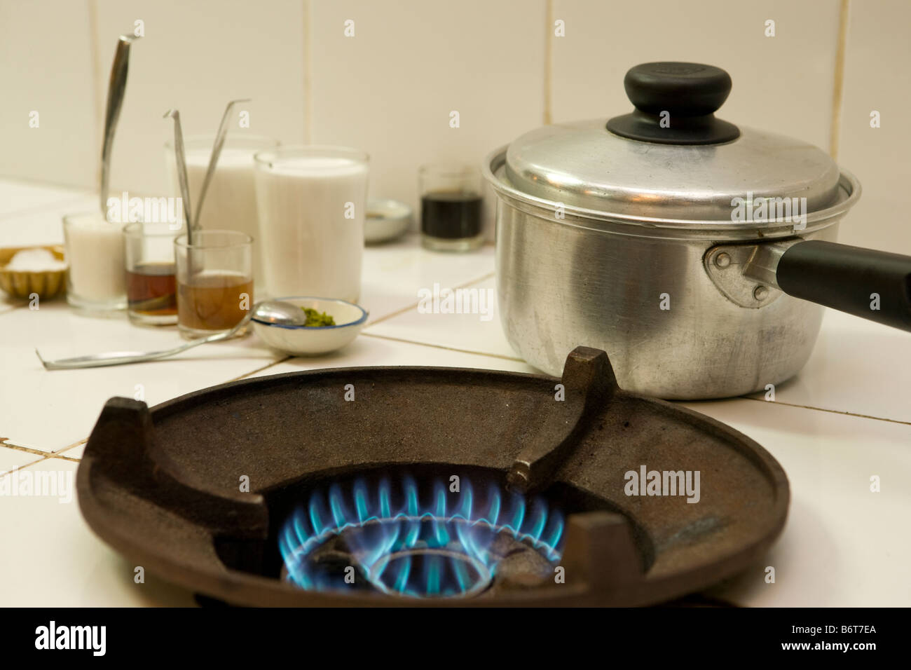 gas stove thailand cocoa milk Stock Photo Alamy