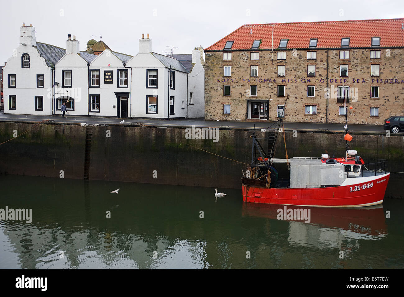 Hotel eyemouth hires stock photography and images Alamy